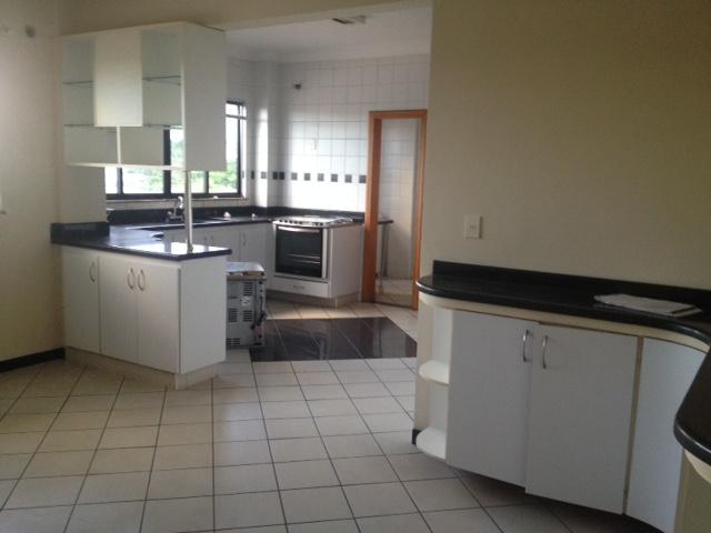 Apartamento à venda com 3 quartos, 180m² - Foto 14