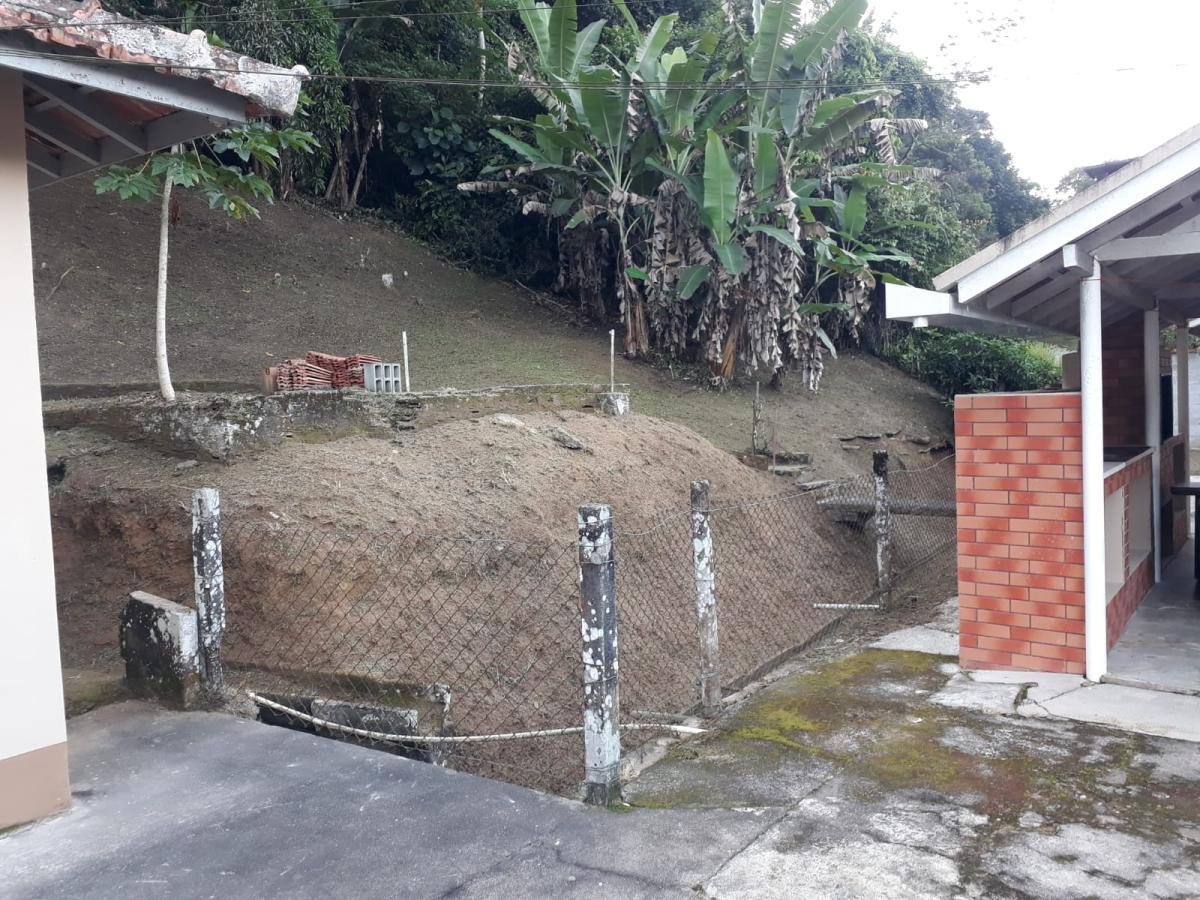 Casa à venda com 3 quartos, 890m² - Foto 4