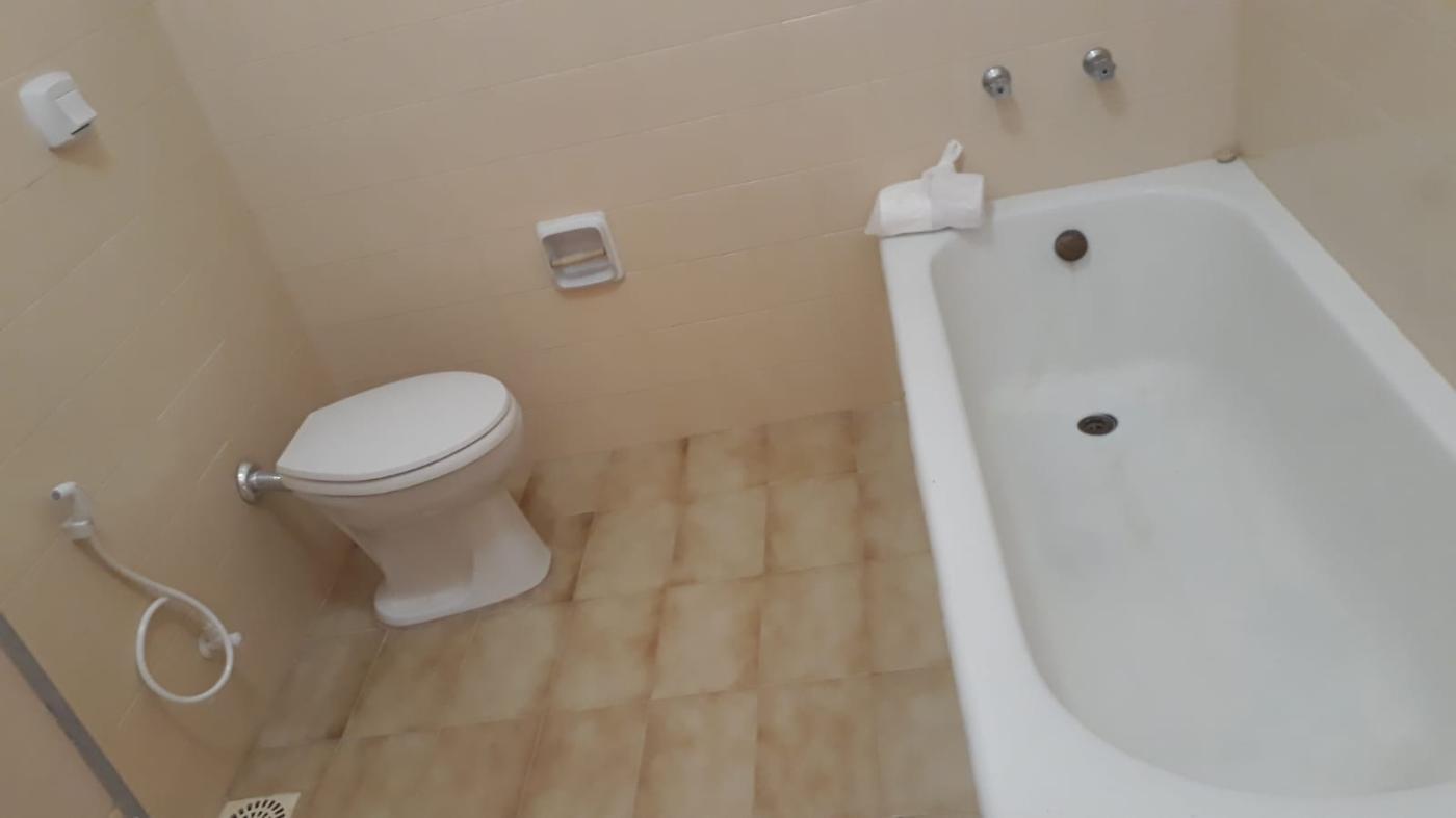 Casa à venda com 3 quartos, 890m² - Foto 7