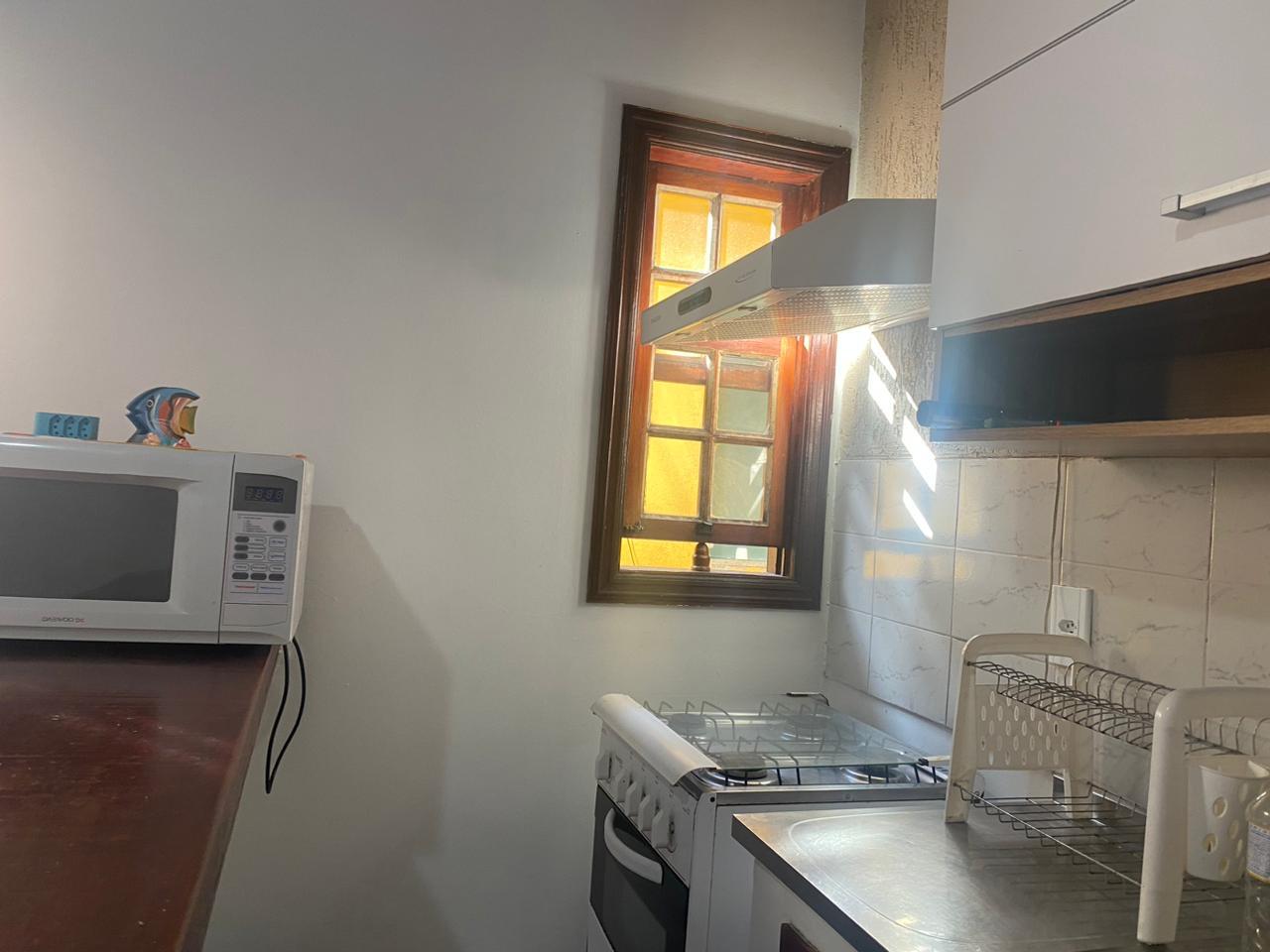 Casa para alugar com 1 quarto, 50m² - Foto 4