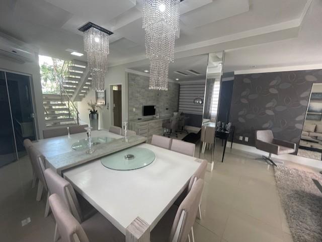 Casa à venda com 4 quartos, 553m² - Foto 8