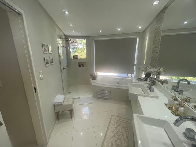 Casa à venda com 4 quartos, 553m² - Foto 18