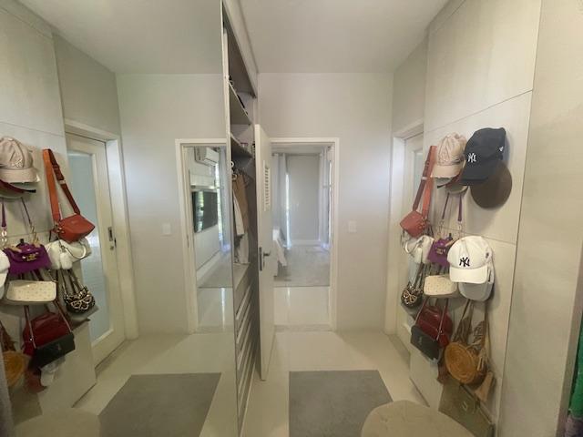 Casa à venda com 4 quartos, 553m² - Foto 16