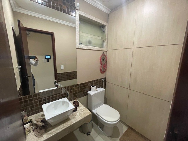 Casa à venda com 4 quartos, 235m² - Foto 6