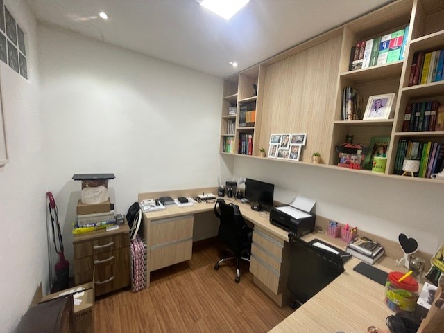 Casa à venda com 4 quartos, 235m² - Foto 5
