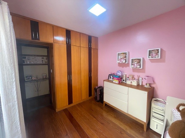 Casa à venda com 4 quartos, 235m² - Foto 13