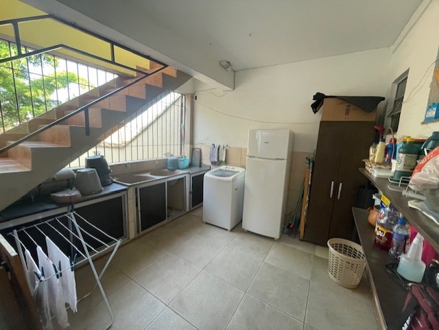 Casa à venda com 4 quartos, 235m² - Foto 19