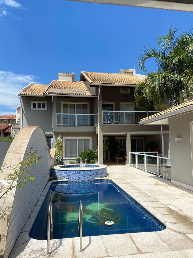 Casa à venda com 4 quartos, 651m² - Foto 5