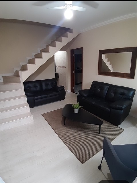Casa à venda com 3 quartos, 94m² - Foto 3