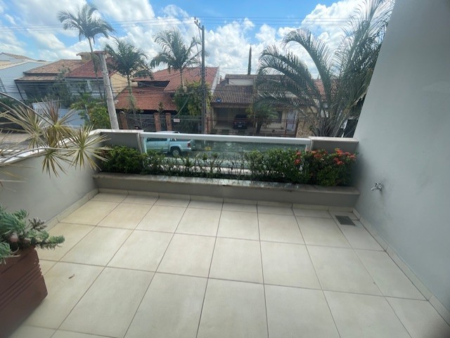 Casa à venda com 4 quartos, 352m² - Foto 26