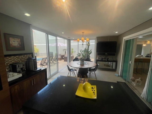 Casa à venda com 4 quartos, 352m² - Foto 36
