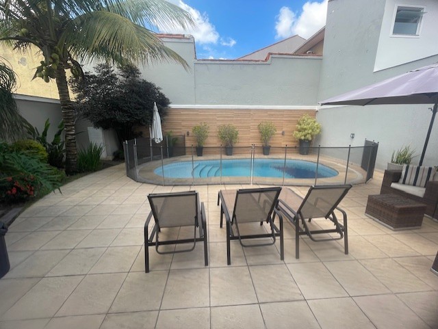 Casa à venda com 4 quartos, 352m² - Foto 38