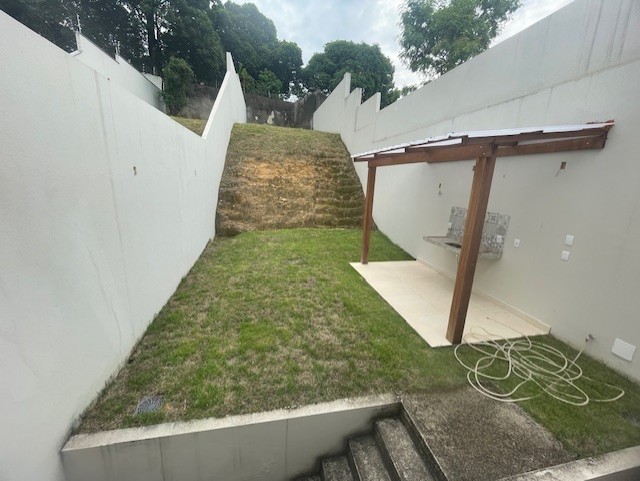 Casa à venda com 3 quartos, 260m² - Foto 14