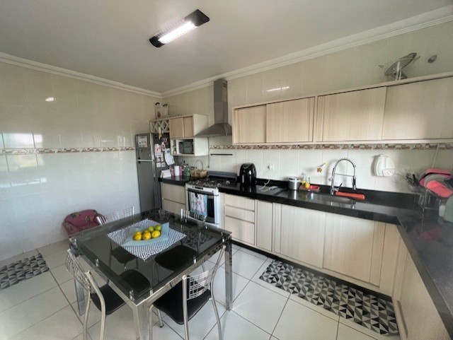 Casa à venda com 4 quartos, 173m² - Foto 24