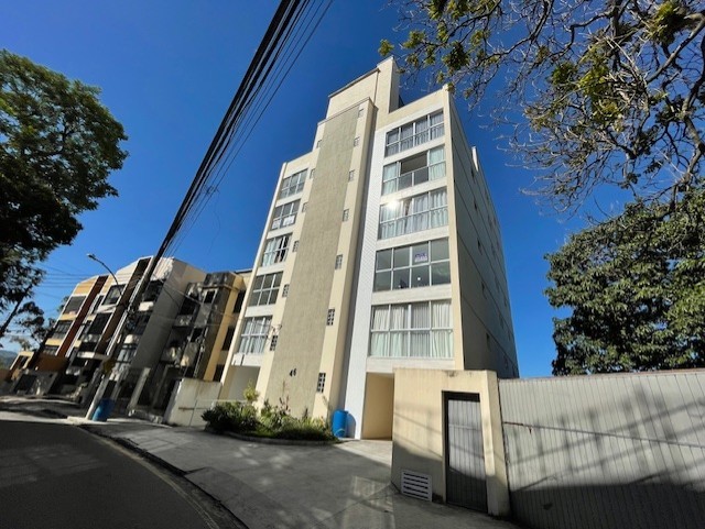 Apartamento, 3 quartos, 140 m² - Foto 1